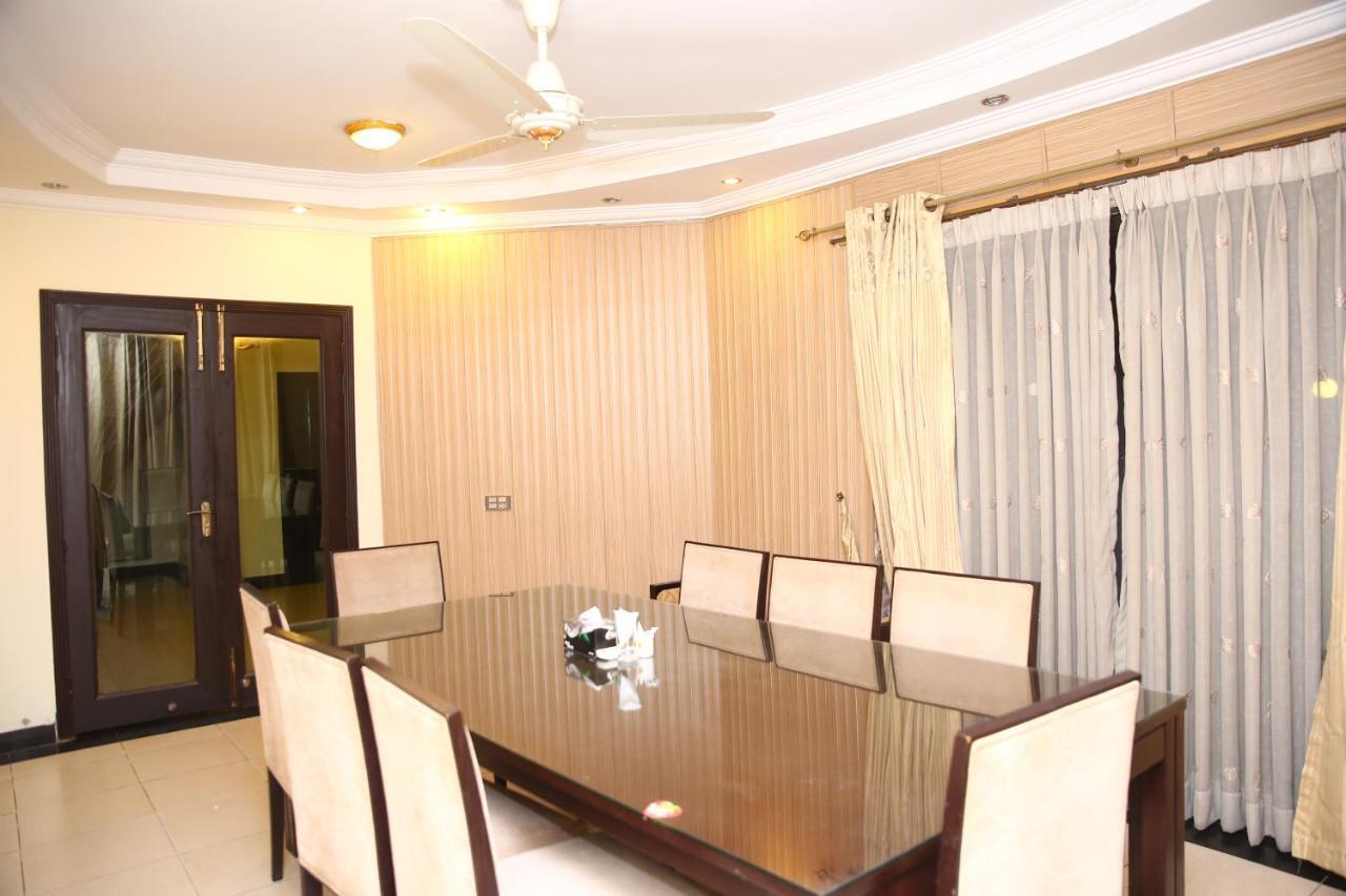 Hotel Safari Club 3 Bahria Town Rawalpindi Exterior foto